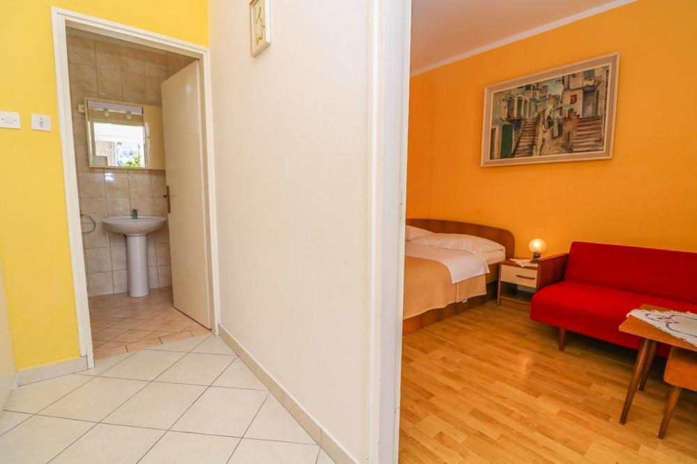 Double Rooms Tomica 2 With Balcony Baška Exterior foto